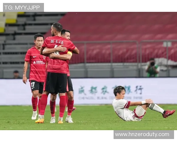 成都足球队在邀请赛中的拼搏历程与荣耀时刻全景回顾 成都足球队在邀请赛中的拼搏历程与荣耀时刻全景回顾